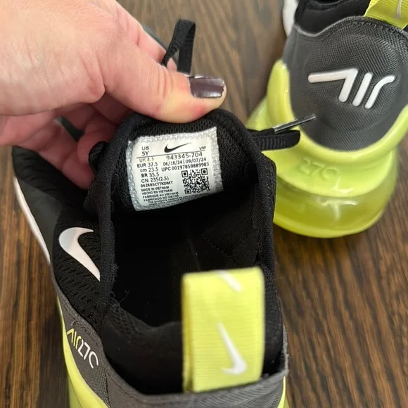 NEW Nike Air Max 270, Light Lemon Twist/Black/Anthracite/White, 5Y (Big Kids) - Picture 5 of 5